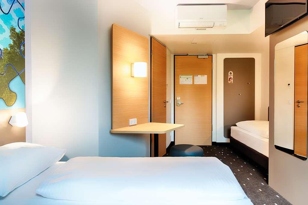 B&B Hotel Ravensburg Seengen Room photo